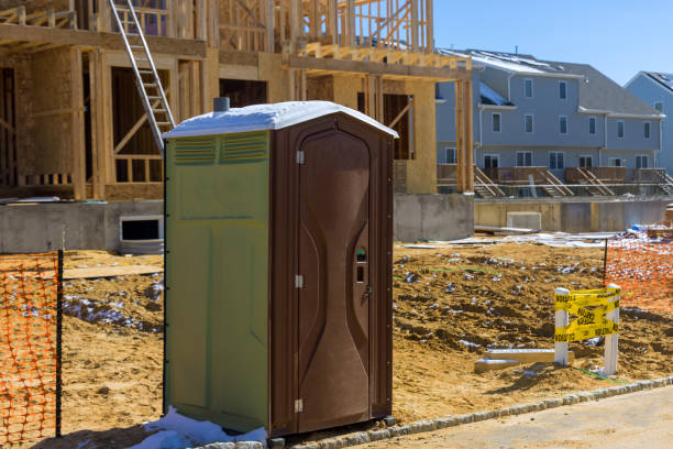 Porta potty delivery and setup in Rice Lake, WI